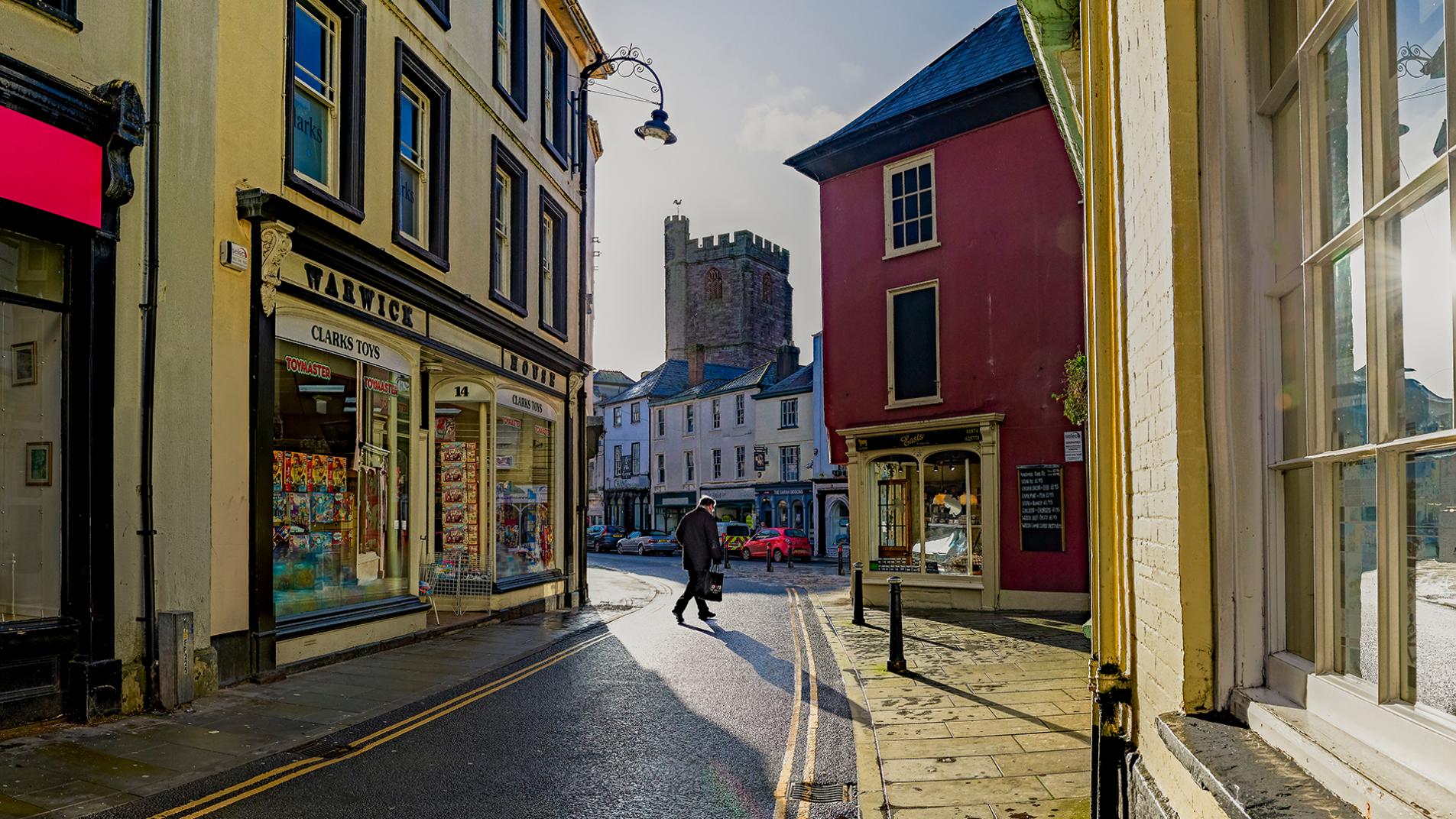 Brecon street in the sunshine